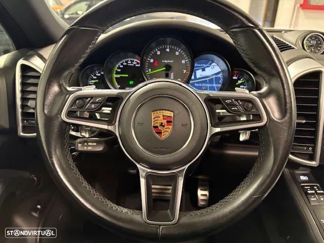 Porsche Cayenne S E-Hybrid Platinum Edition - 34
