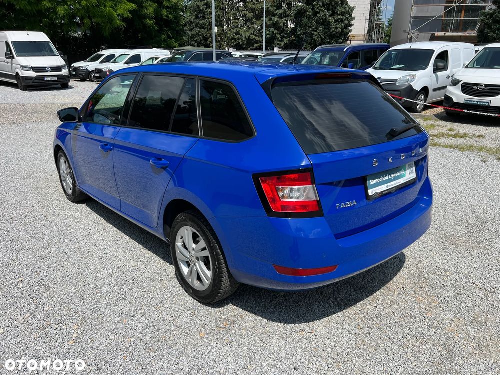 Skoda Fabia 1.0 TSI Style Color DSG - 6