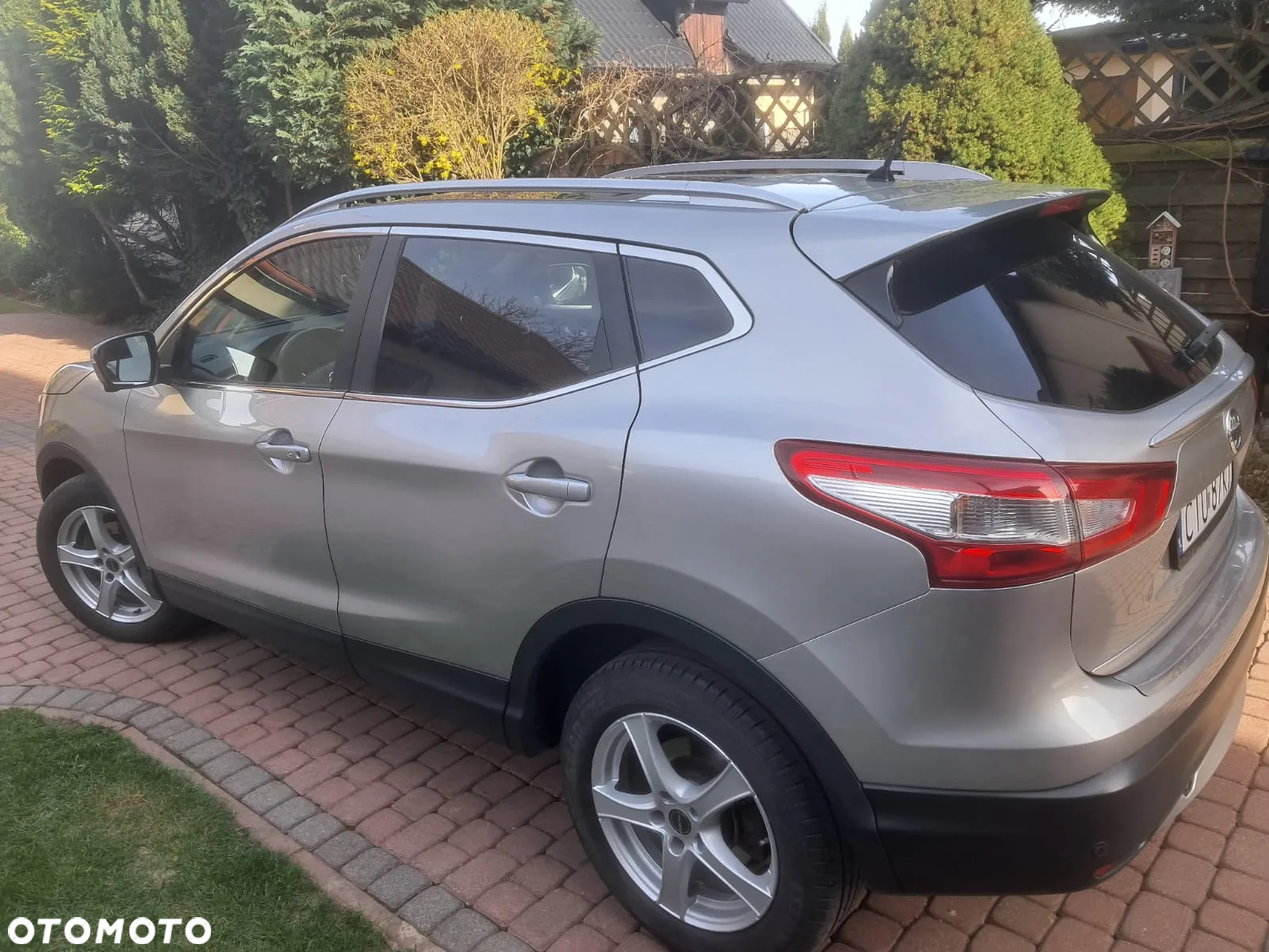 Nissan Qashqai 1.6 dCi DPF Start/Stop tekna - 8