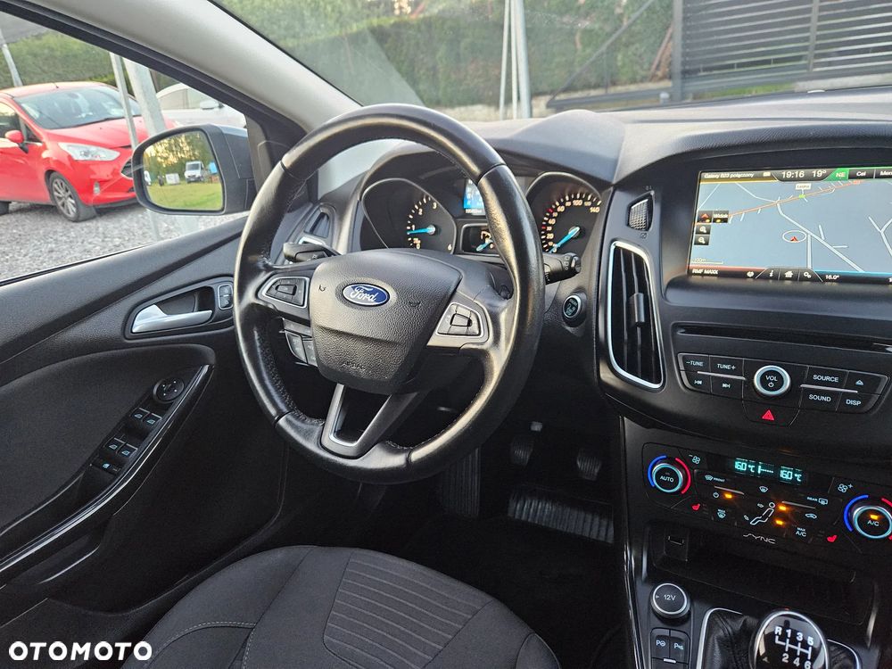 Ford Focus 1.6 TDCi DPF Titanium - 30