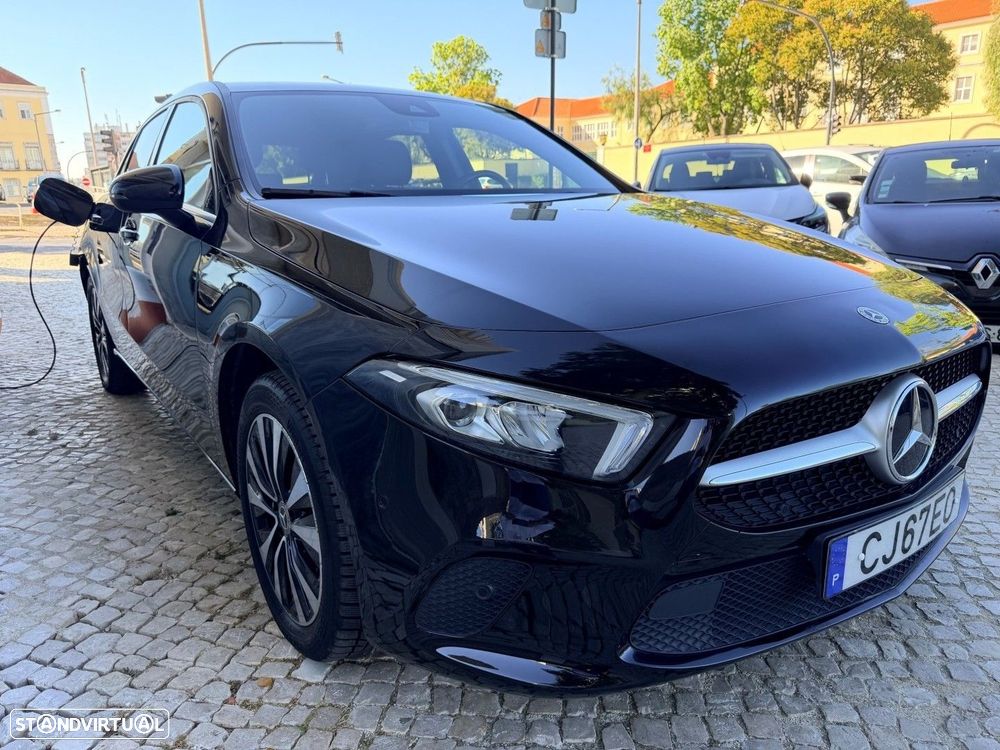 Mercedes-Benz A 250 e Style Plus - 21