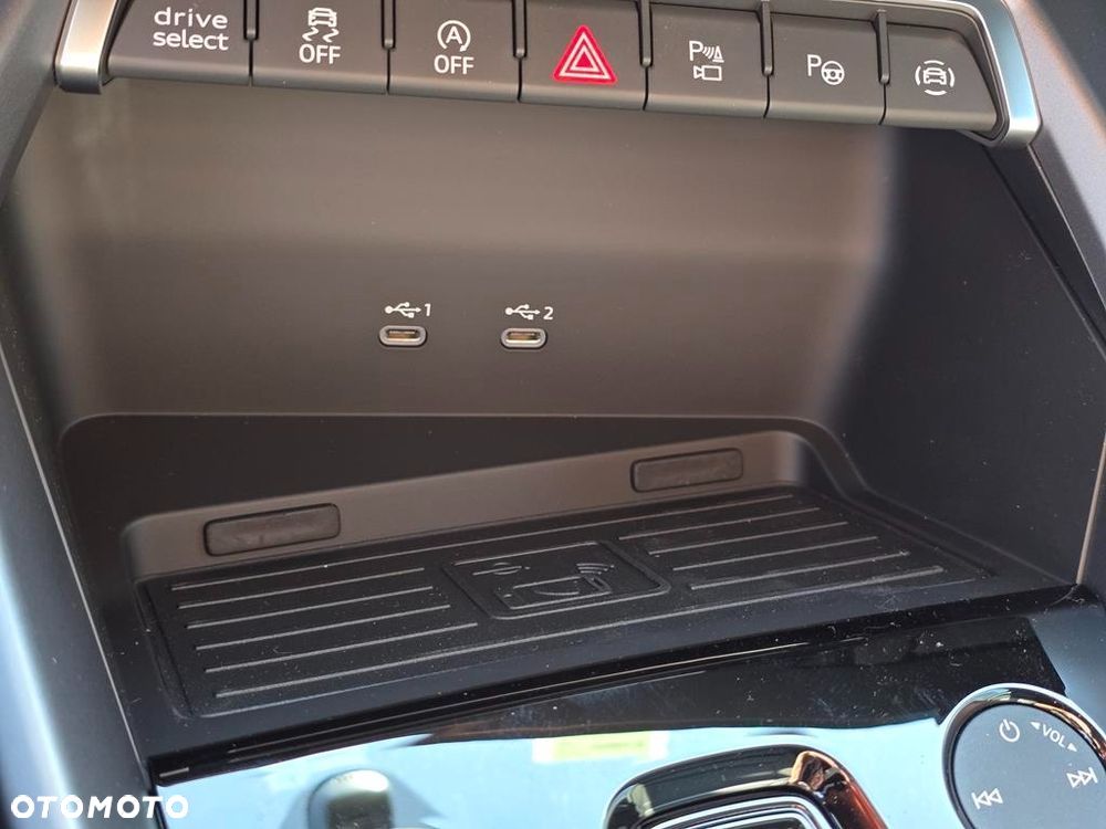 Audi A3 Sportback TFSI mHEV 110 kW Advanced S tronic - 19