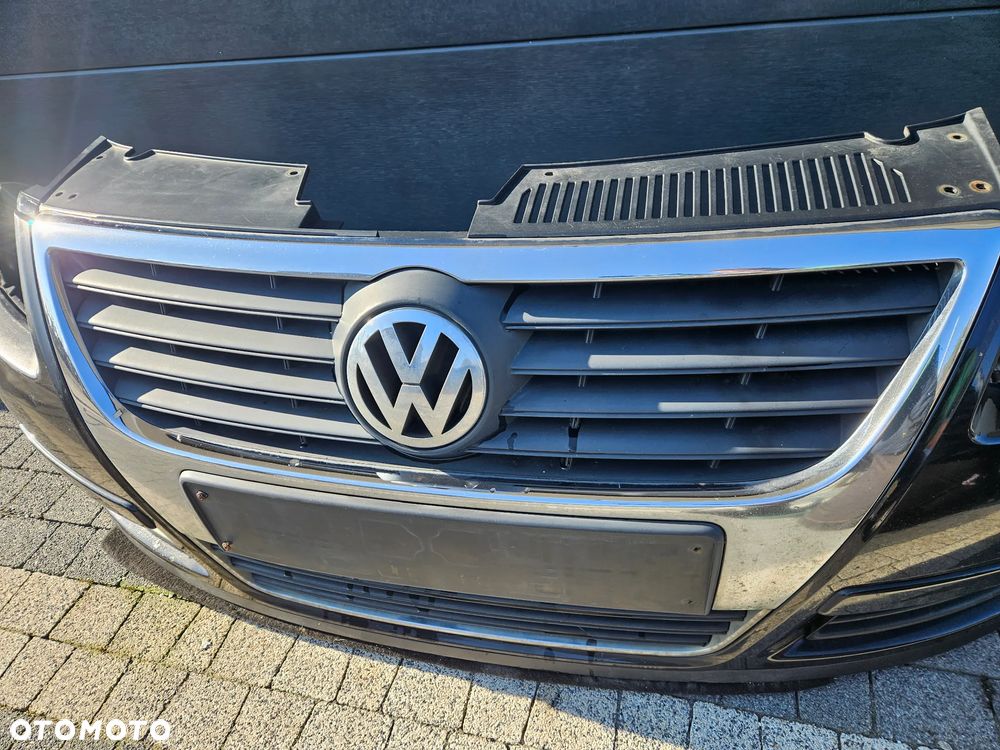 VW Passat B6 LC9X Zderzak Przedni - 3