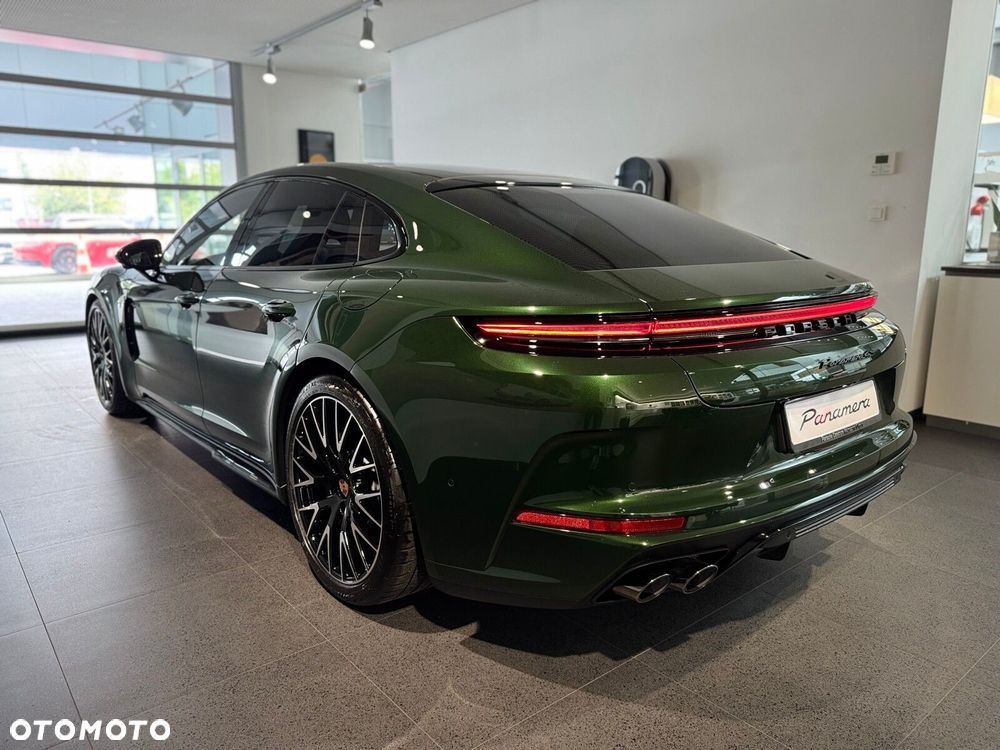 Porsche Panamera - 8