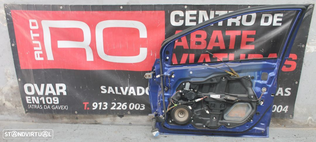 Porta da Frente do Lado Direito Mazda 2 - 2