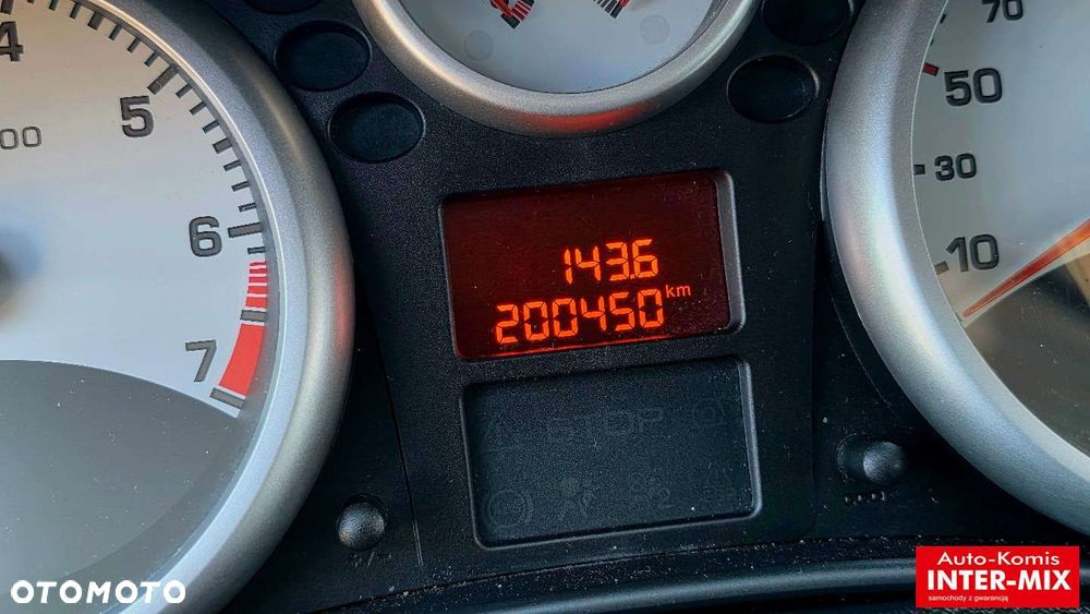 Peugeot 207 - 14