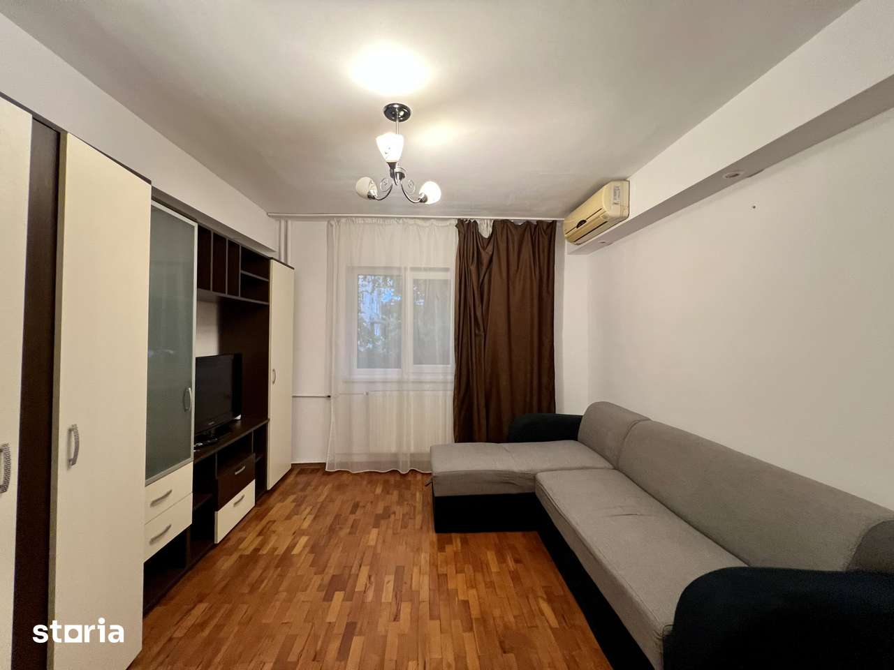 Garsoniera, 21 mp, parter, decomandat - zona Soarelui — fotografia 1