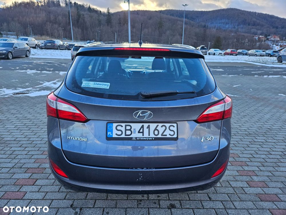 Hyundai i30 1.6 CRDi Classic + - 7