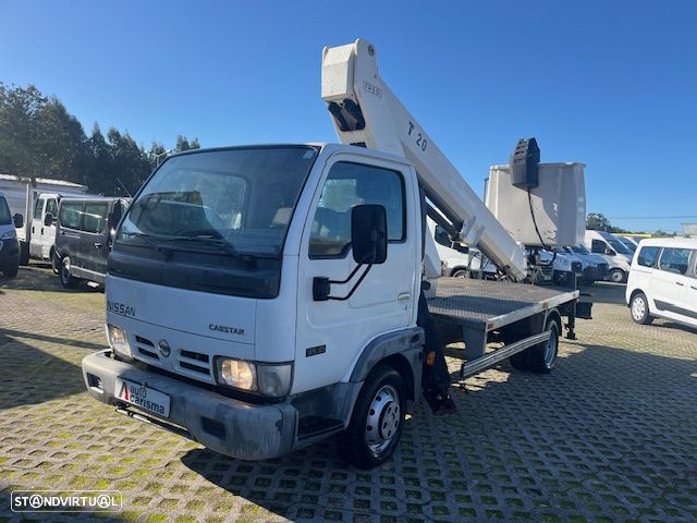 Nissan CABSTAR 3.0 COM BARQUINHA 20 M - 3