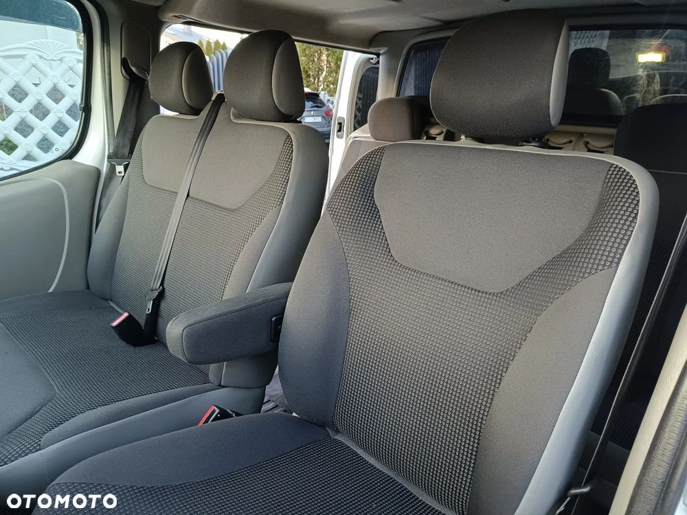 Opel Vivaro - 17