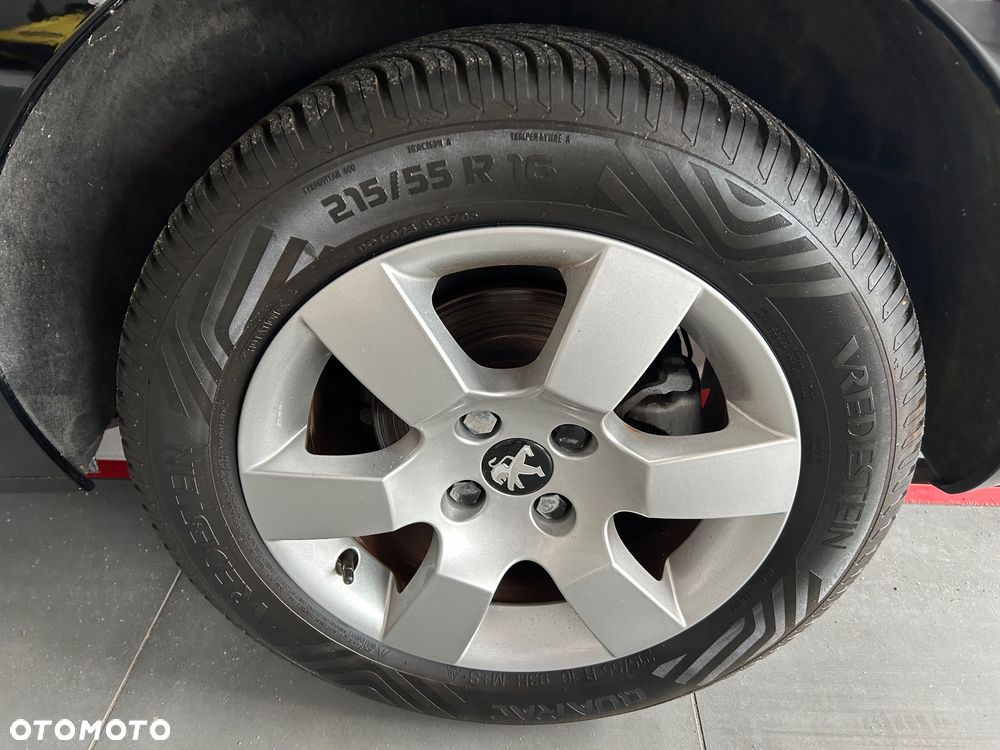 Peugeot 5008 PureTech 130 Access - 22