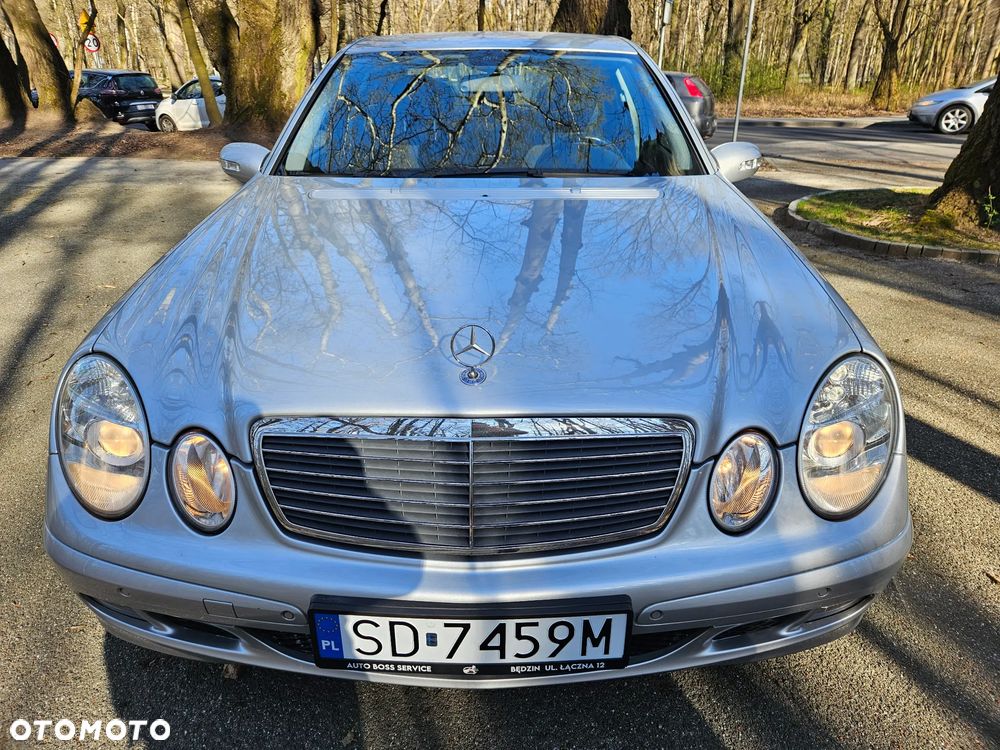 Mercedes-Benz Klasa E 200 Kompressor Classic - 19