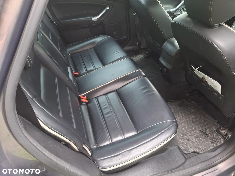 Ford Mondeo 2.0 TDCi Titanium X - 11