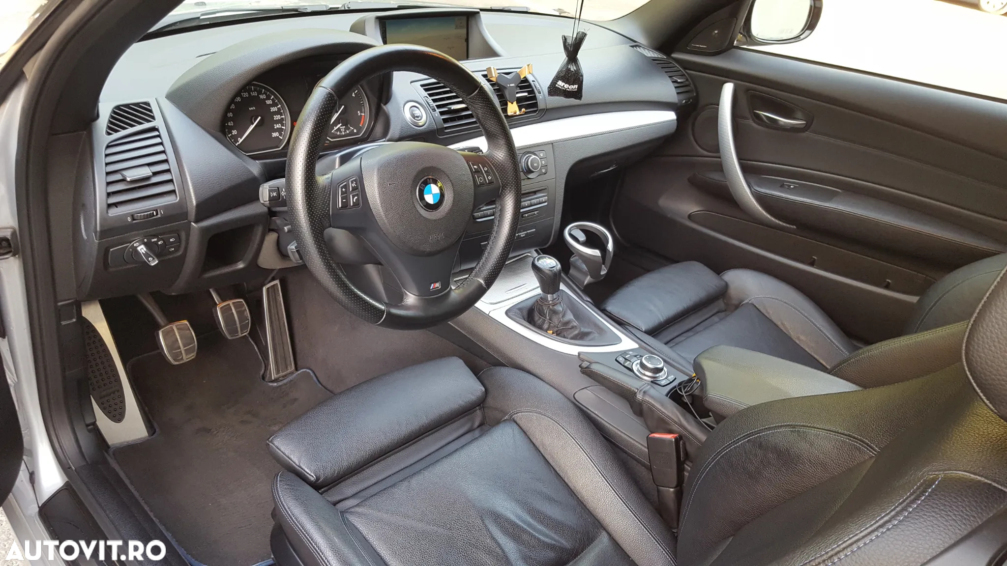 BMW Seria 1 123d - 15