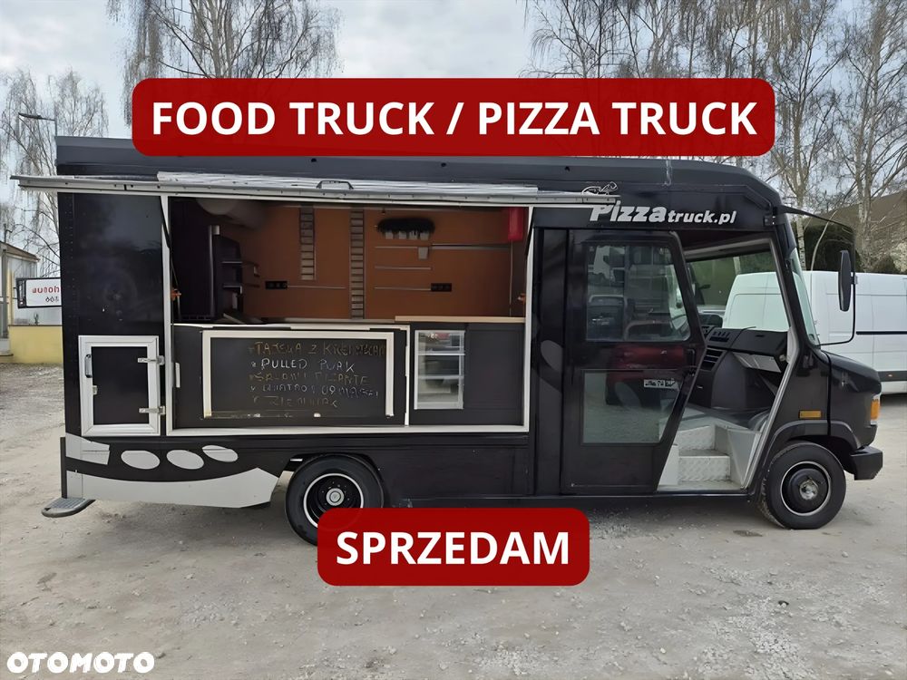 Mercedes-Benz Food Truck, 609 D - 1