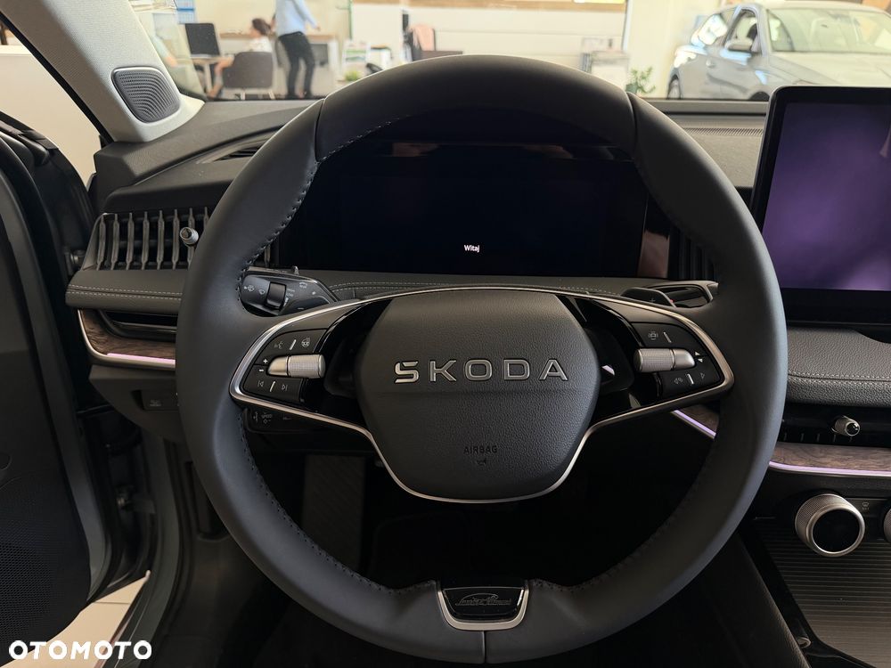 Skoda Superb 2.0 TDI SCR 4x4 L&K DSG - 18