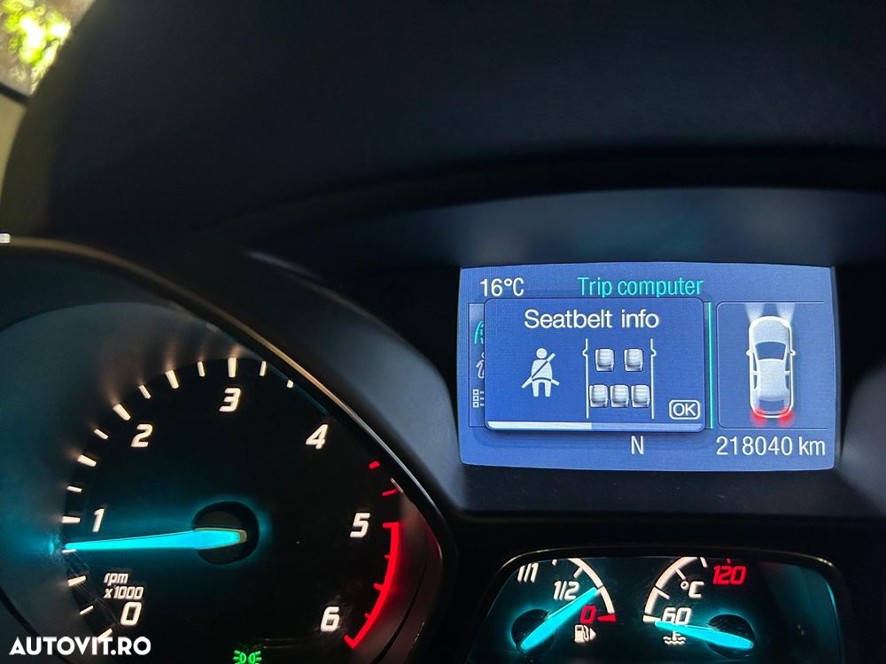 Ford Kuga 2.0 TDCi 2x4 SYNC - 10