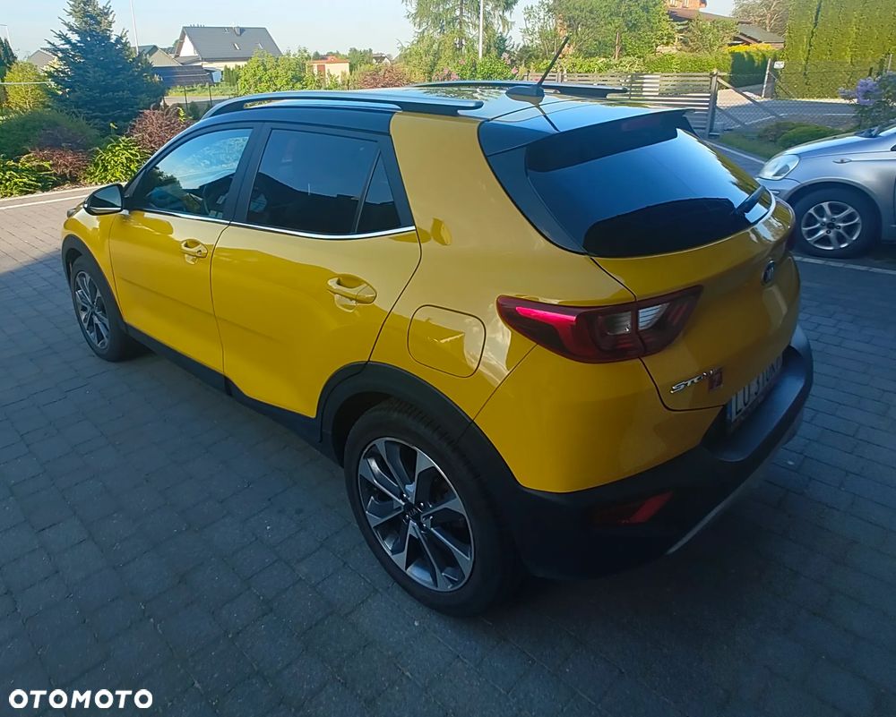 Kia Stonic 1.4 L - 14