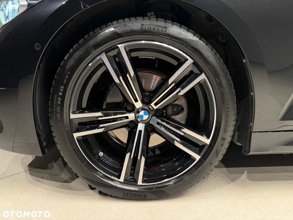 BMW Seria 3 320d xDrive mHEV M Sport sport - 18