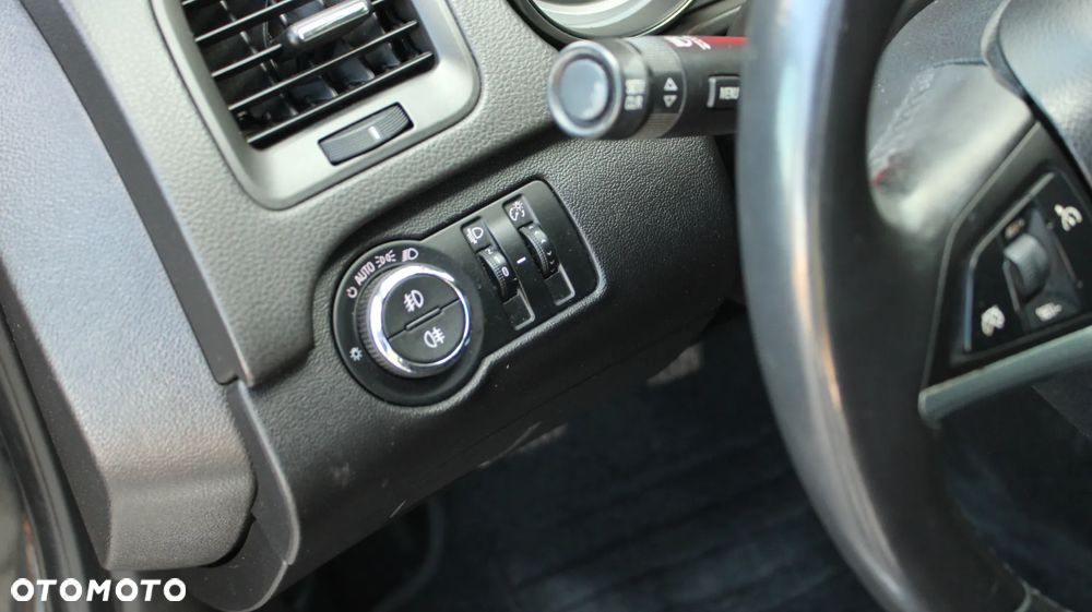 Opel Insignia 1.8 Cosmo - 37