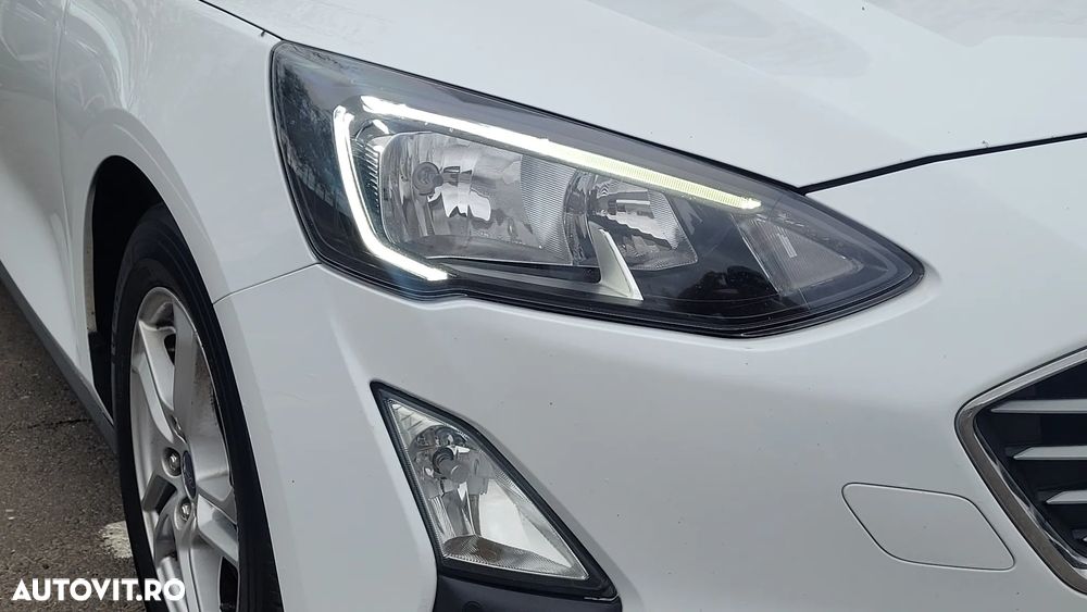 Ford Focus 1.5 EcoBlue Start-Stopp-System ST-LINE STYLE - 16