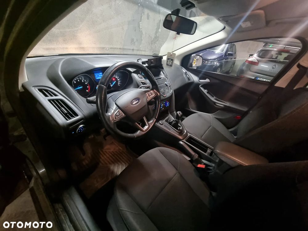 Ford Focus - 7