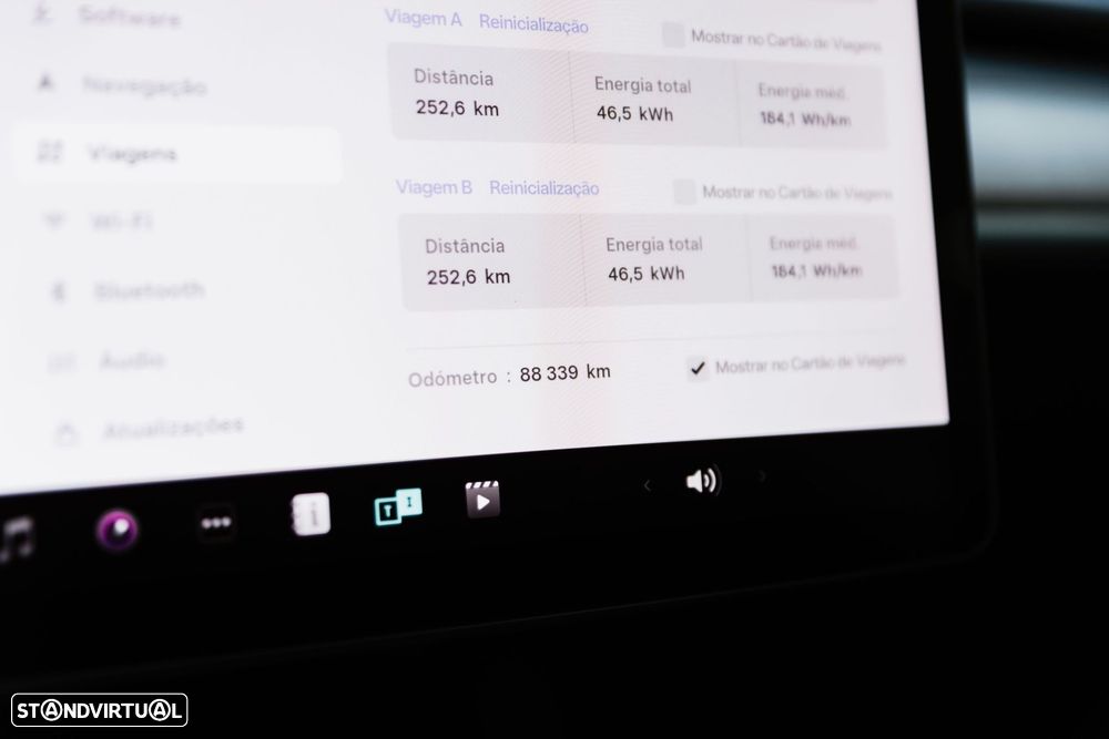 Tesla Model Y Long Range Tração Integral - 33