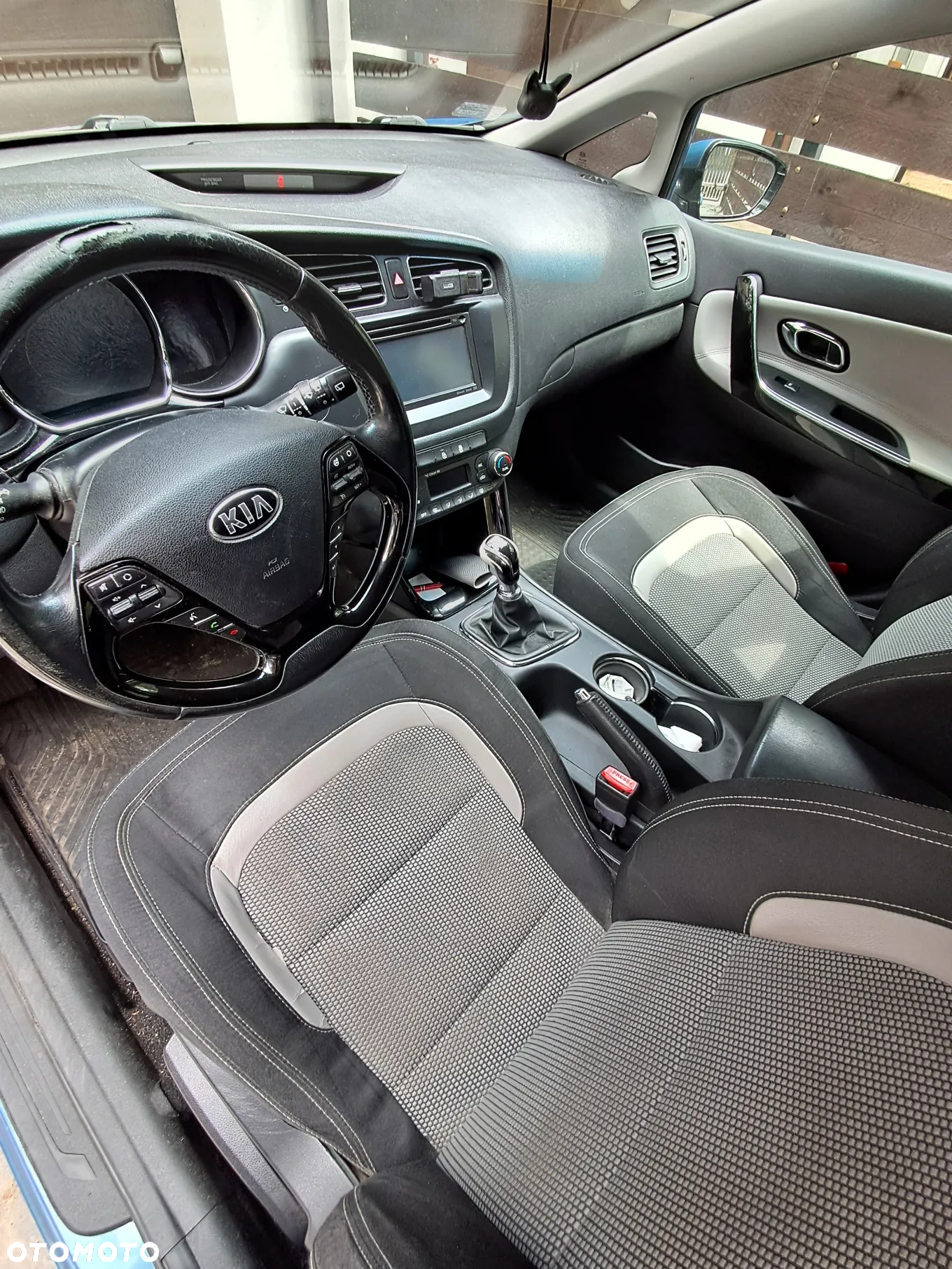 Kia Ceed - 7