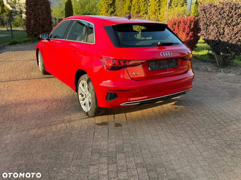 Audi A3 Sportback - 3
