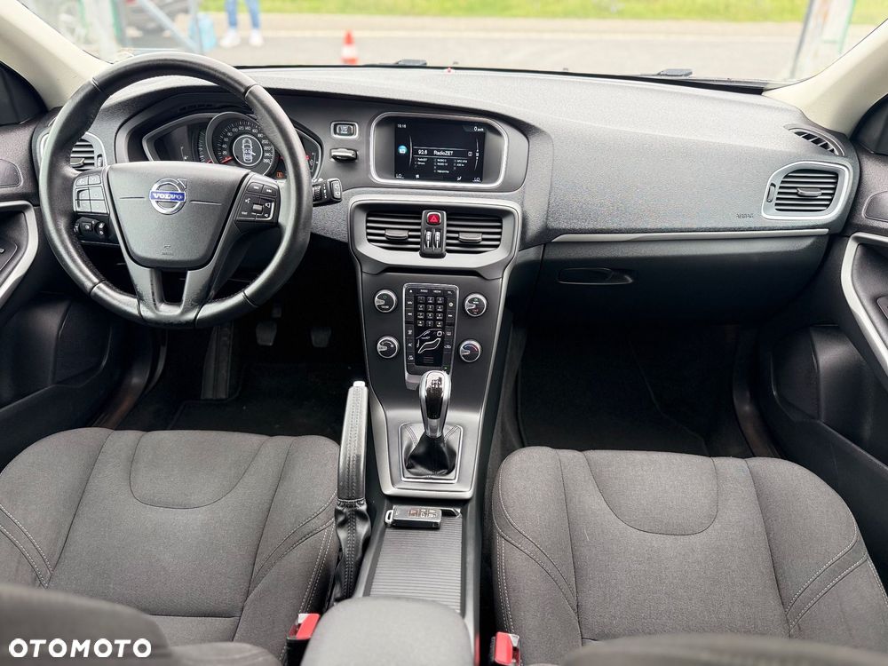 Volvo V40 - 32