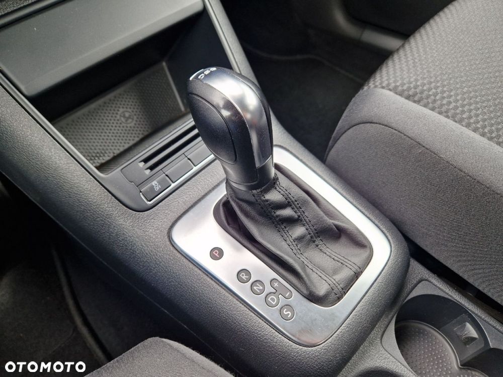 Volkswagen Golf Plus 1.2 TSI DSG Comfortline - 13