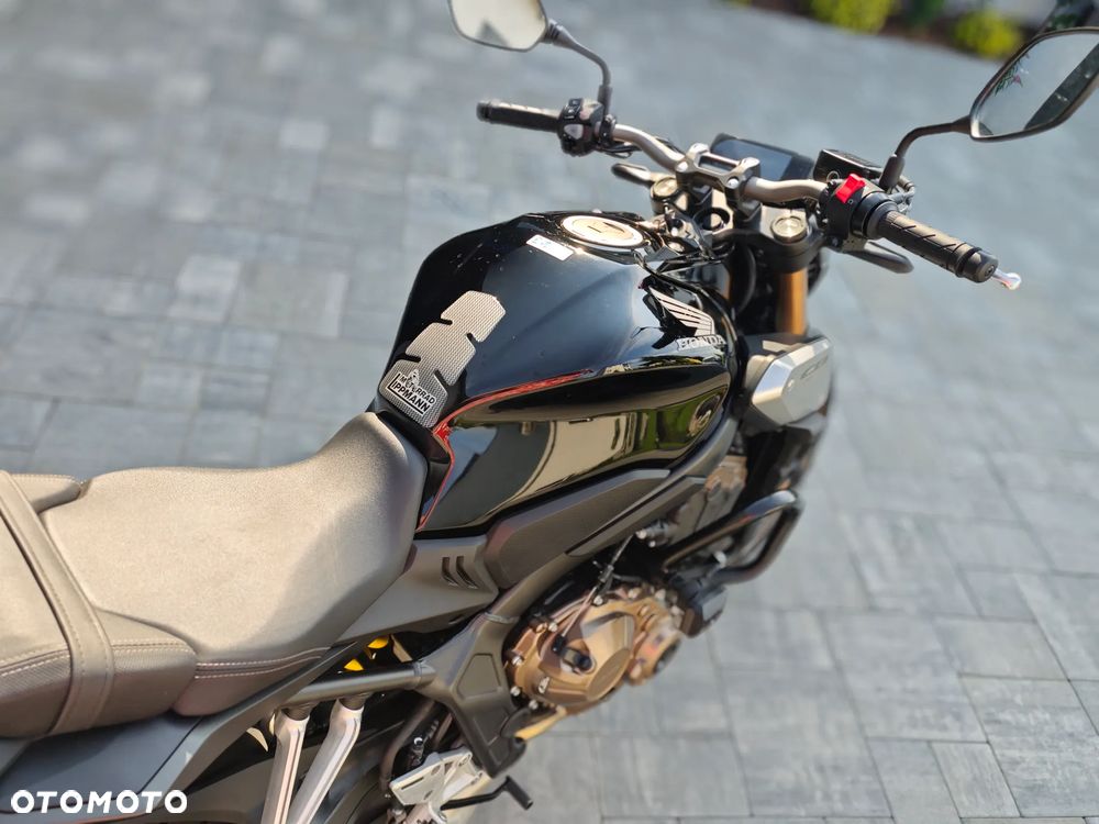 Honda CB - 31