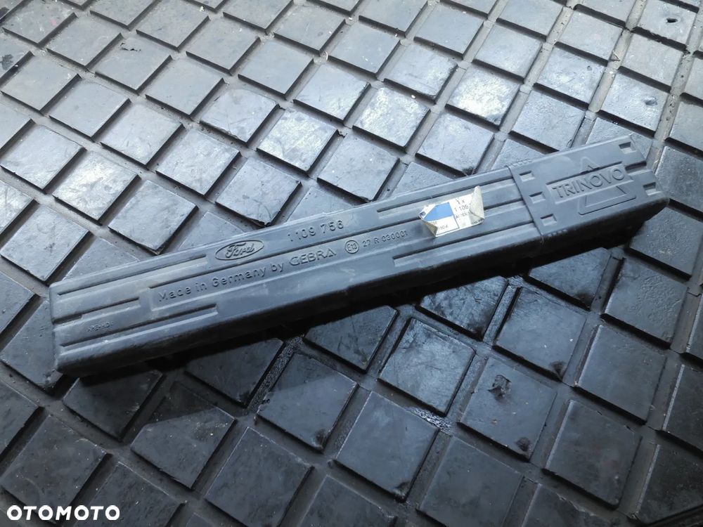 Trójkąt ostrzegawczy FORD oryginał FORD 1109756 - 1