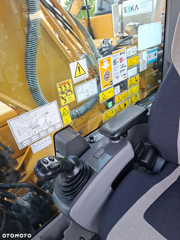 Caterpillar CAT 326 FL - 39