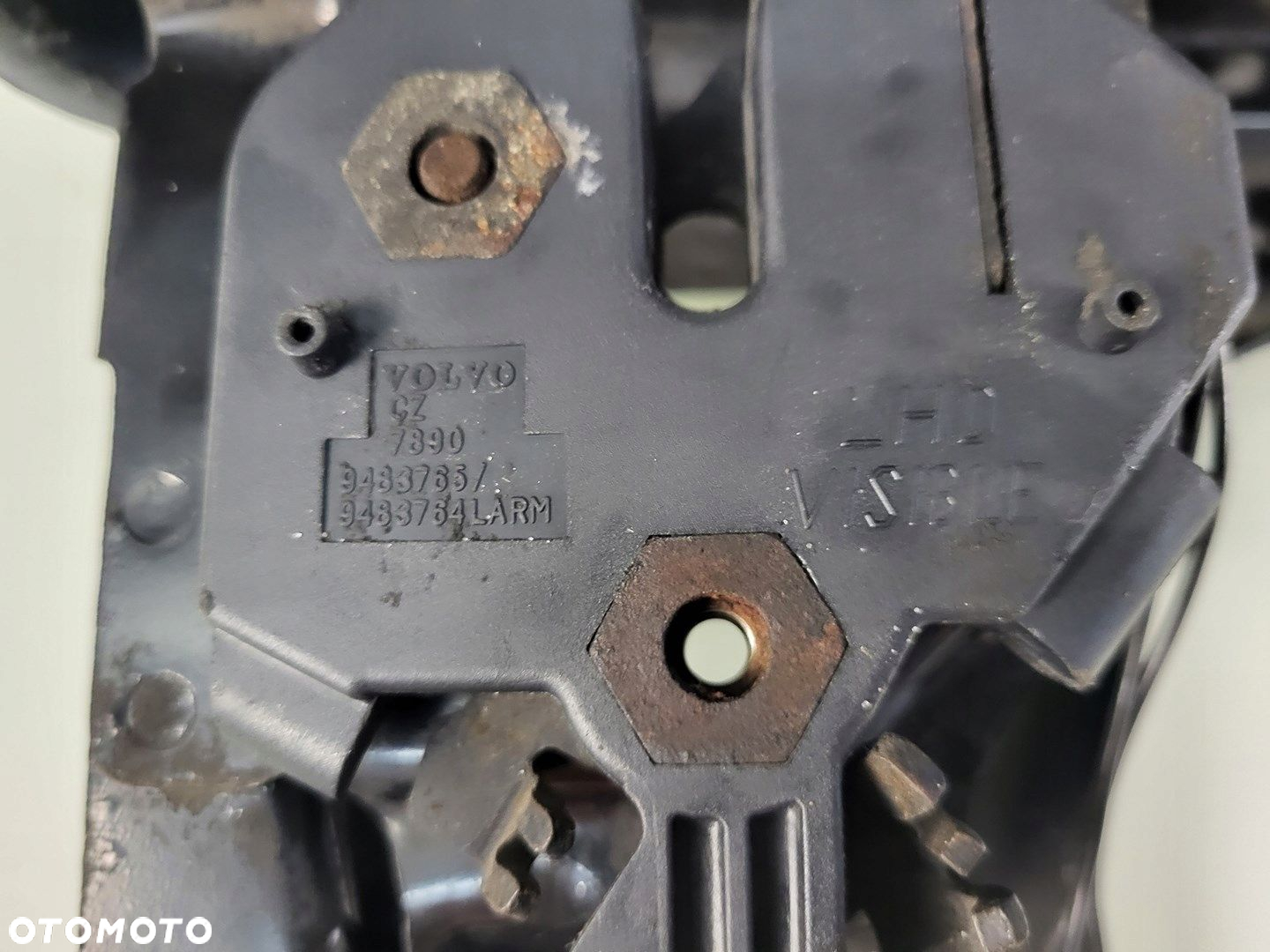 VOLVO S80 I LIFT PAS PRZEDNI GÓRNY ZAMEK MASKI ZAMKI - 11