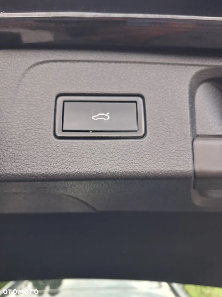 Volkswagen Passat - 21