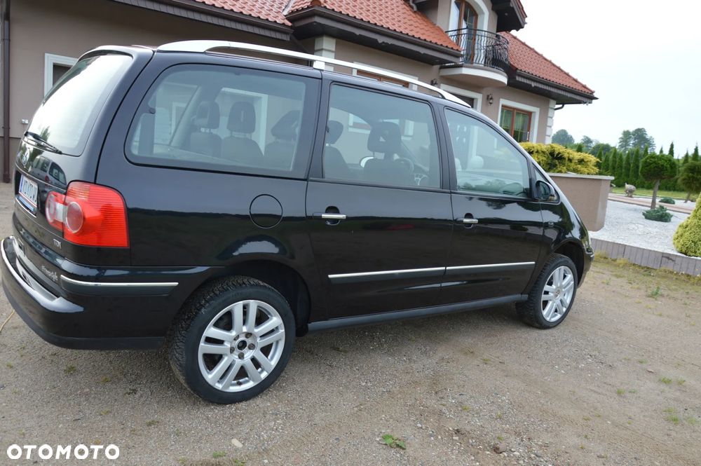 Volkswagen Sharan 1.9 TDI Freestyle - 12