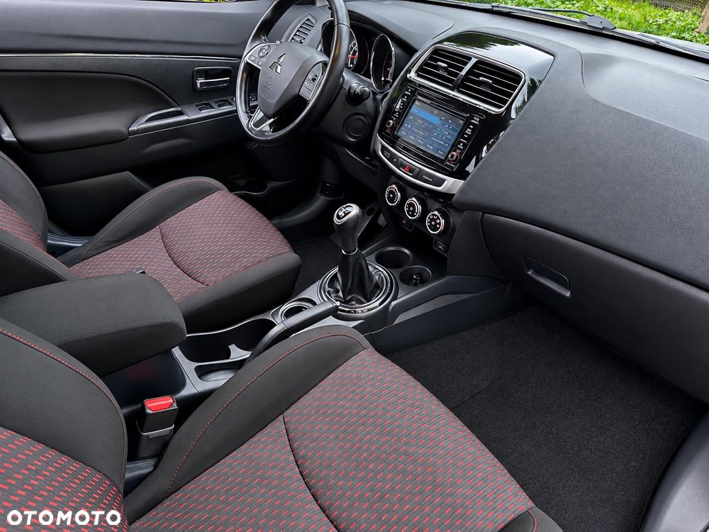 Mitsubishi ASX - 13