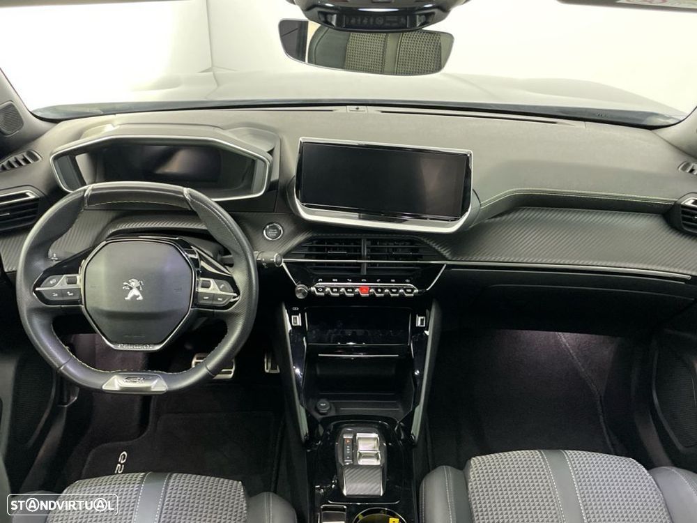 Peugeot e-2008 50 kWh GT - 10