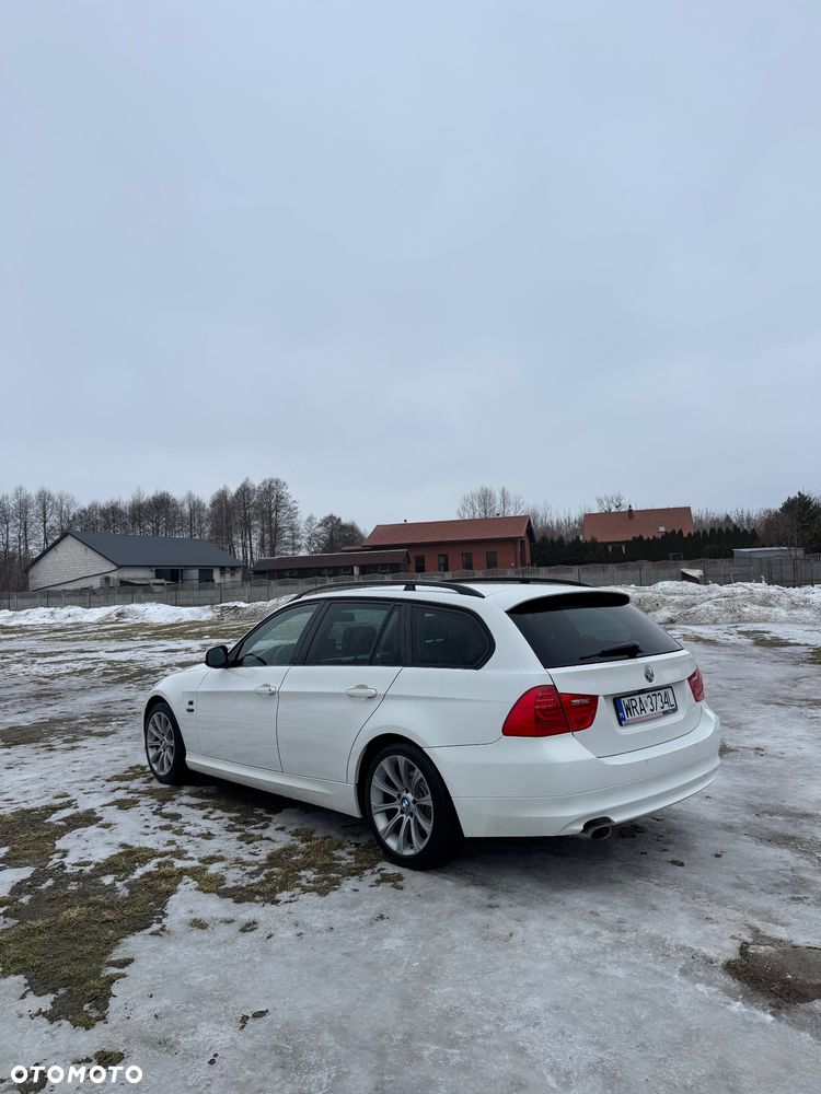 BMW Seria 3 320d - 5