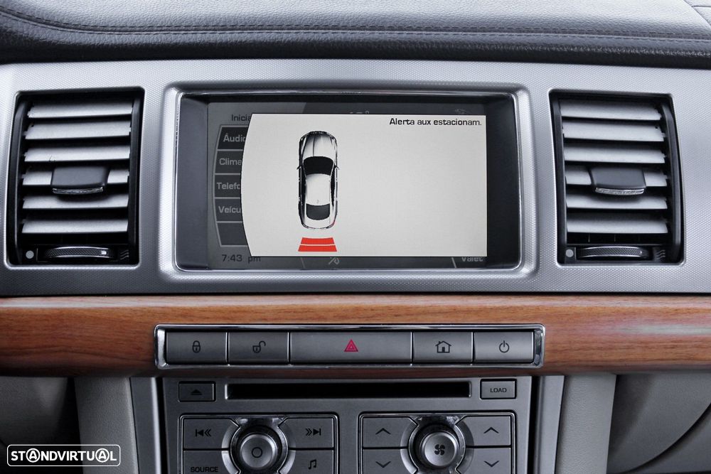 Jaguar XF 3.0 D V6 S Premium Luxury - 39