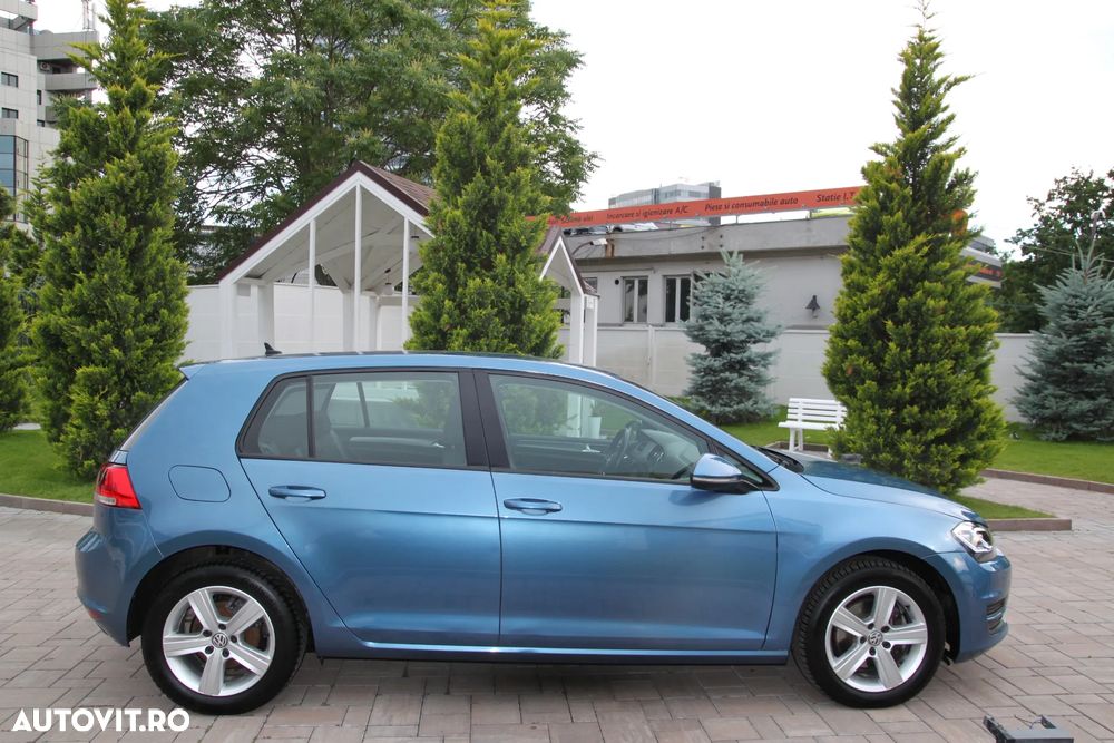 Volkswagen Golf 1.6 TDI DPF BMT Comfortline - 23