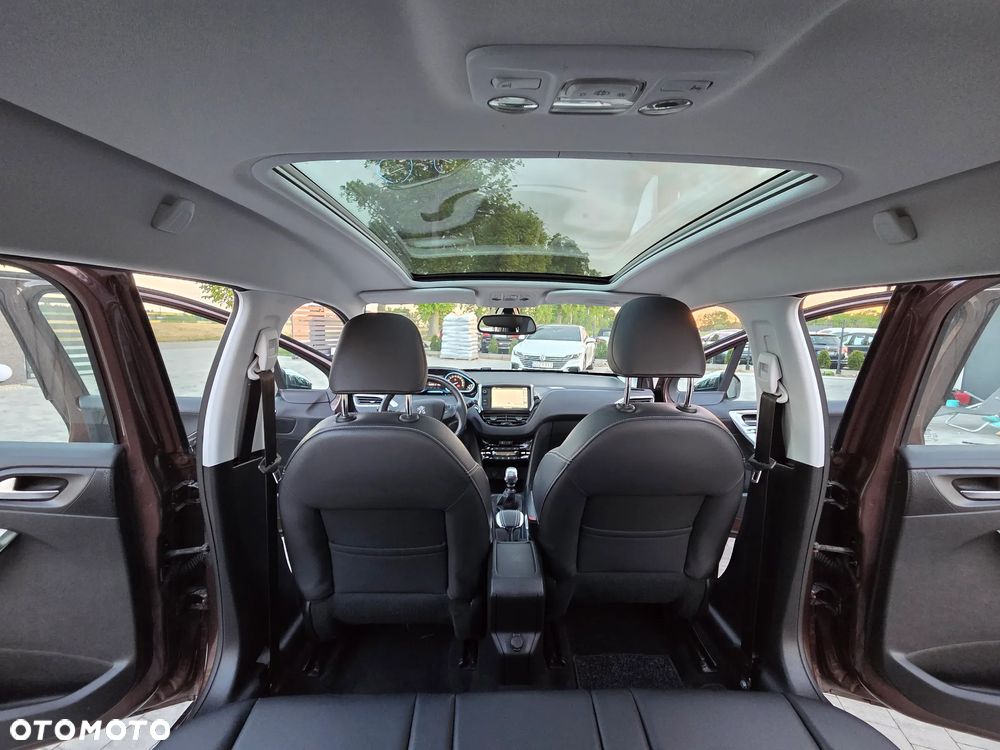 Peugeot 2008 e-HDi FAP 115 STOP & START Allure - 17