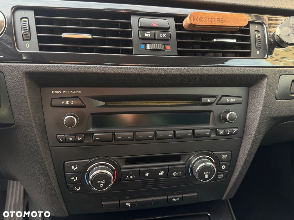 BMW Seria 3 320d DPF - 20