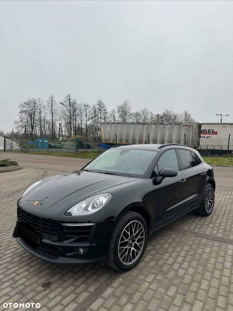 Porsche Macan Standard - 1