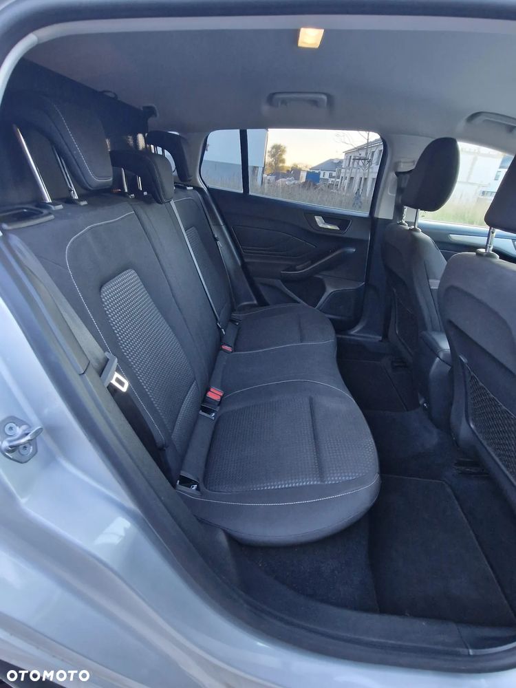 Ford Focus 1.5 EcoBlue SCR Connected - 11