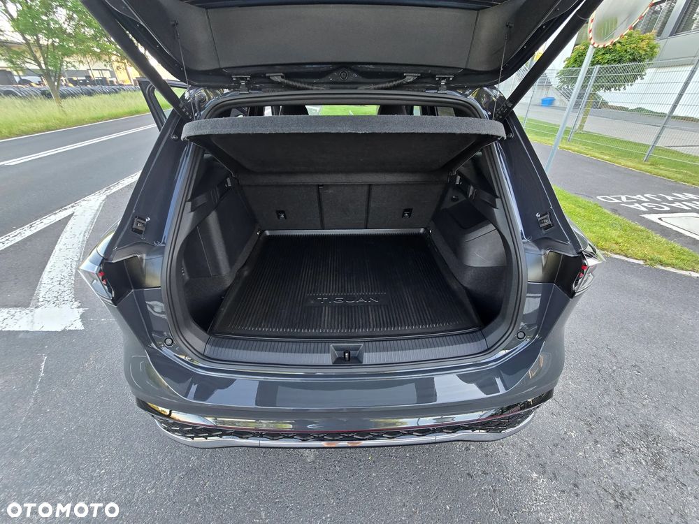 Volkswagen Tiguan - 17