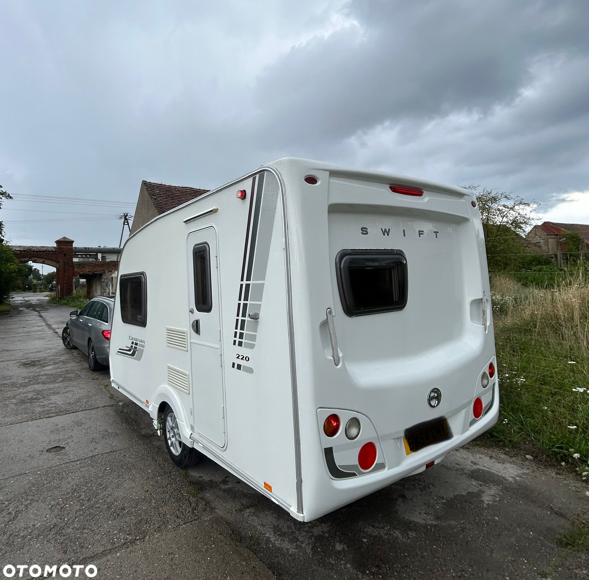 SWIFT Charisma 220 - 34