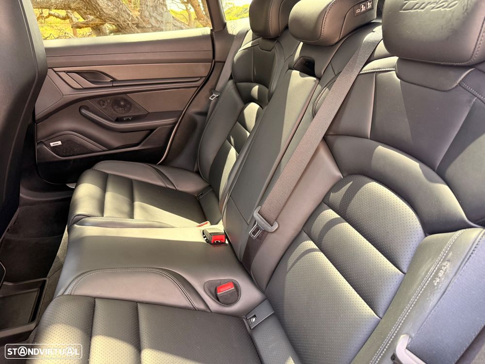 Porsche Taycan Cross Turismo Turbo - 20