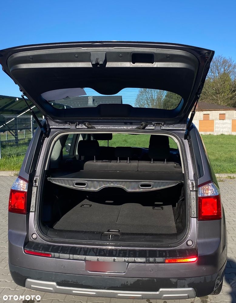 Chevrolet Orlando - 15